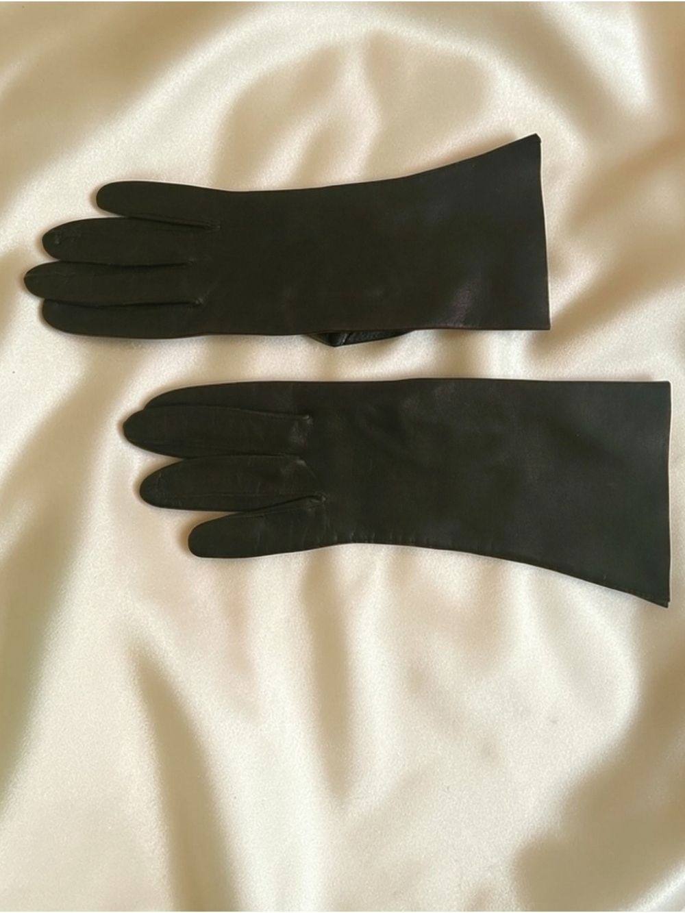 Vintage 60s Black Leather Gloves Made in Italy Size 6.5 – 12” Elegant Classic - Picture 2 of 5